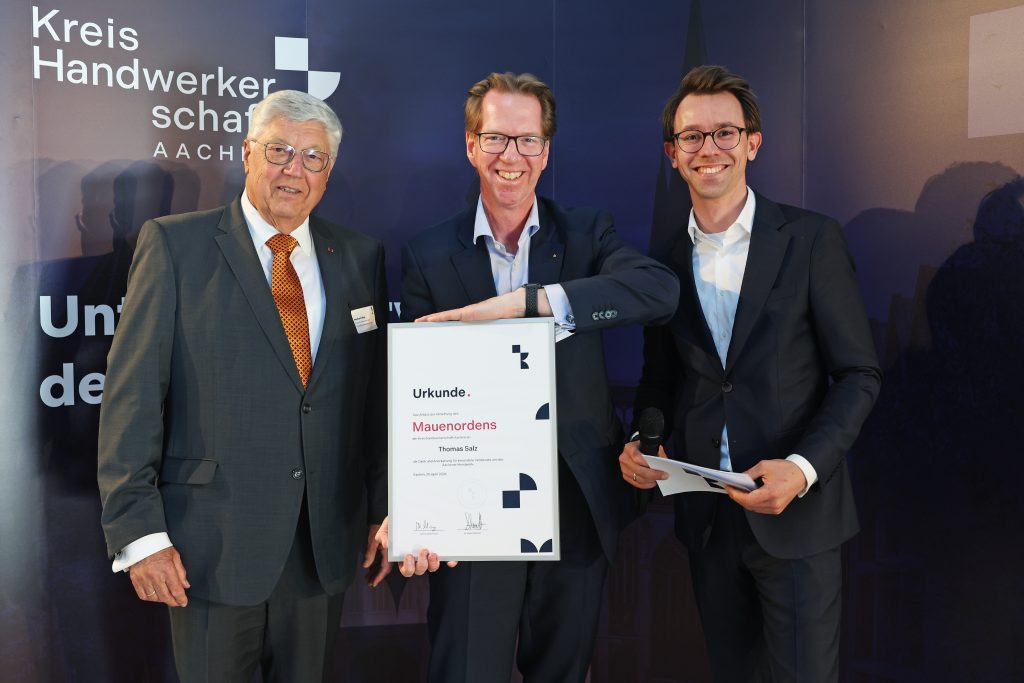 Thomas Salz wurde mit dem Mauenorden des Aachener Handwerks geehrt.